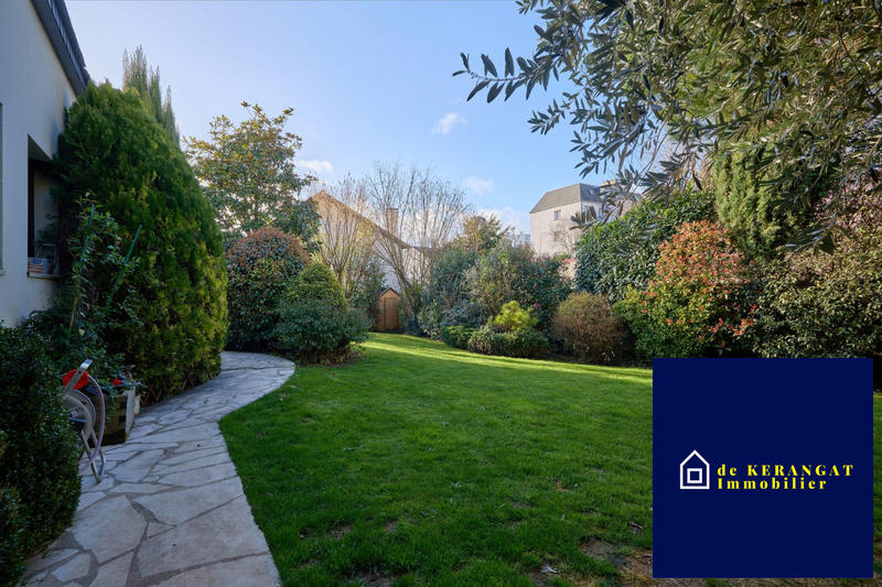 Villa - 238 m² - 8 pièces