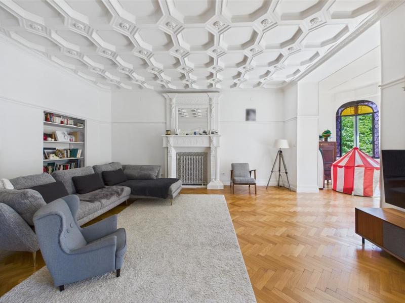 Appartement bourgeois - 193 m² - 4 pièces