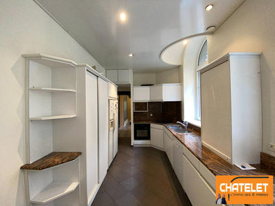 Appartement - 224 m² - 7 pièces
