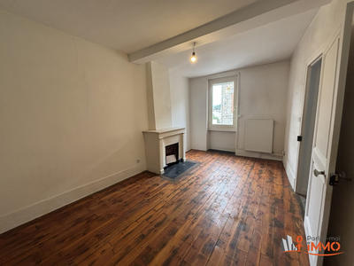 Maison - 74 m² - 4 pièces