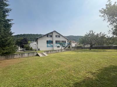 Maison - 168 m² - 7 pièces