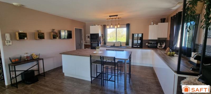 Propriété - 170 m² - 6 pièces