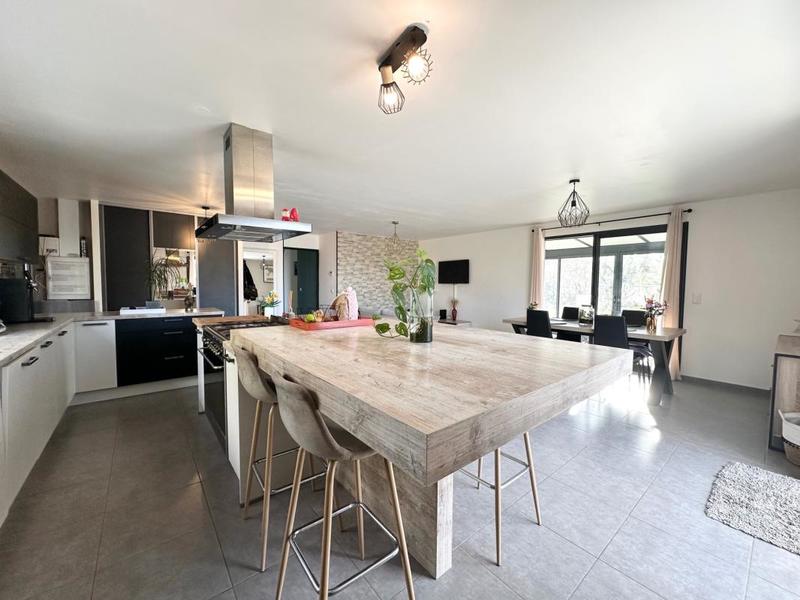 Maison - 120 m² - 5 pièces