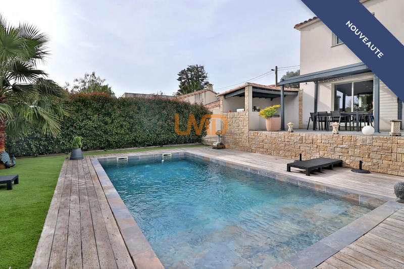 Villa - 171 m² - 8 pièces