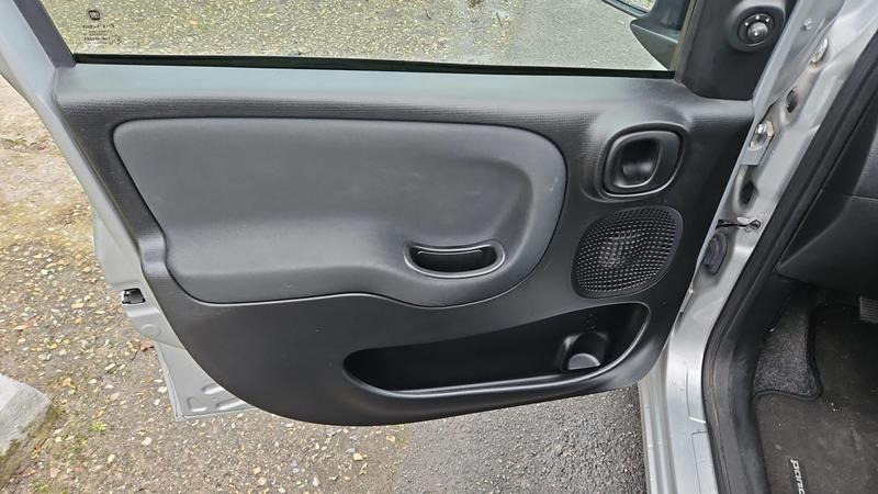 Fiat Panda III 1.2 69 Lounge - Première main Entretien constructeur