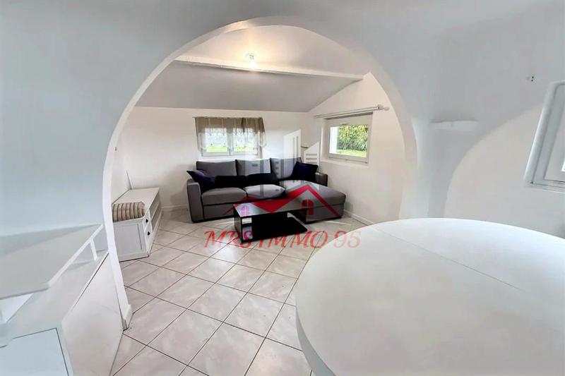 Propriété - 216 m² - 9 pièces