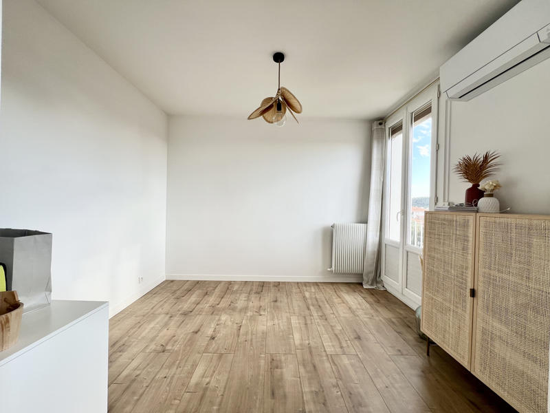 Appartement - 73 m² - 4 pièces