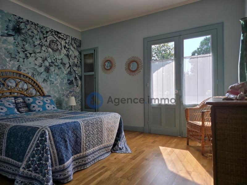 Maison - 207 m² - 6 pièces