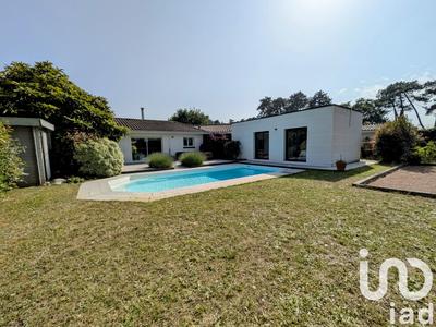 Maison - 162 m² - 5 pièces