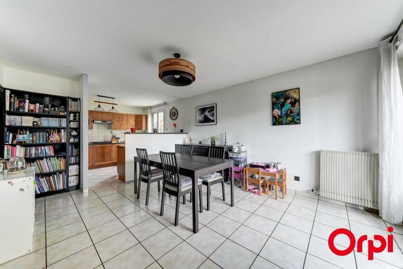 Appartement - 96 m² - 5 pièces