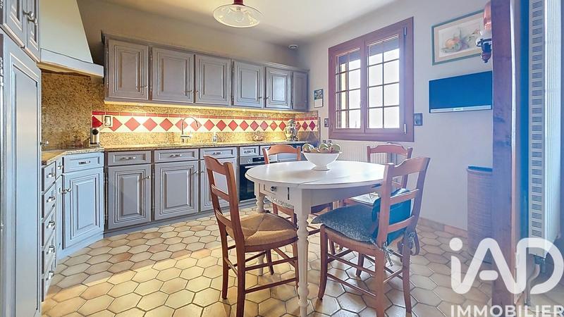 Maison - 130 m² - 7 pièces