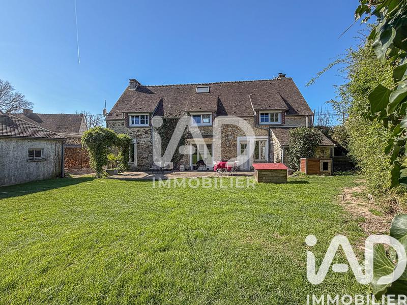 Maison - 175 m² - 8 pièces