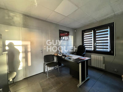 Local d'activité / Entrepôt - 360 m² - 8 pièces