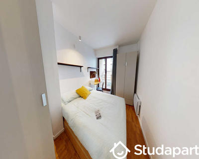 Chambre - 80 m² - 1 pièce