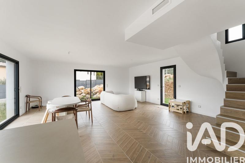 Maison - 116 m² - 4 pièces