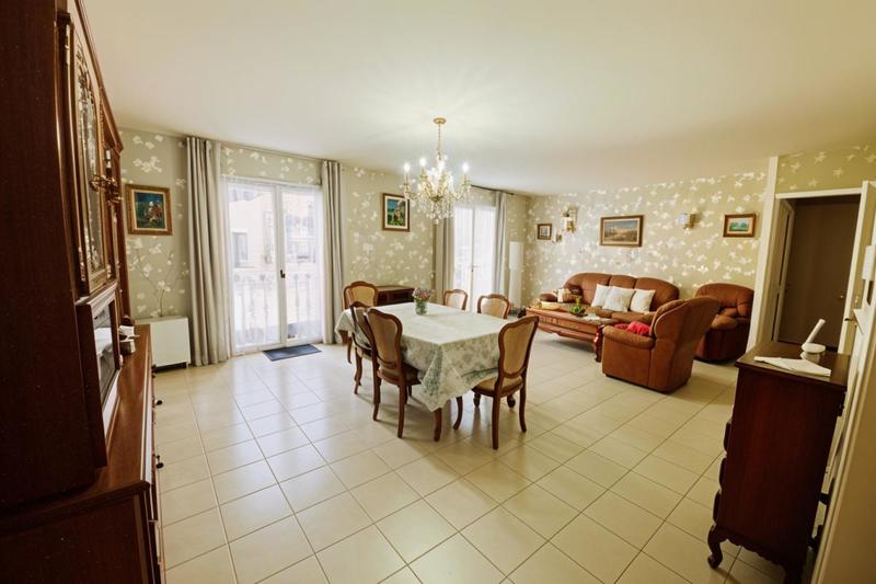 Maison - 158 m² - 6 pièces