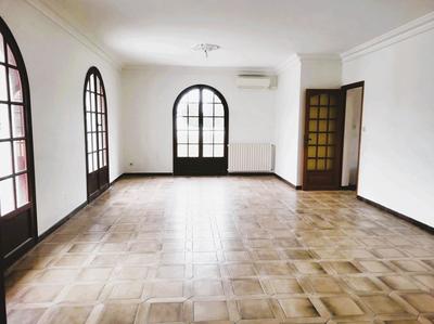 Maison - 146 m² - 6 pièces