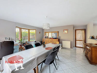 Maison - 132 m² - 9 pièces