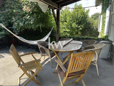 Maison de ville - 147 m² - 6 pièces