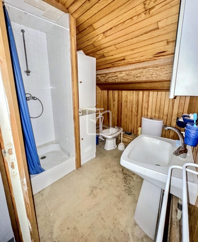 Maison - 155 m² - 8 pièces