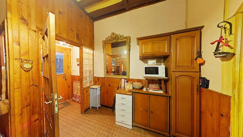 Maison - 200 m² - 7 pièces