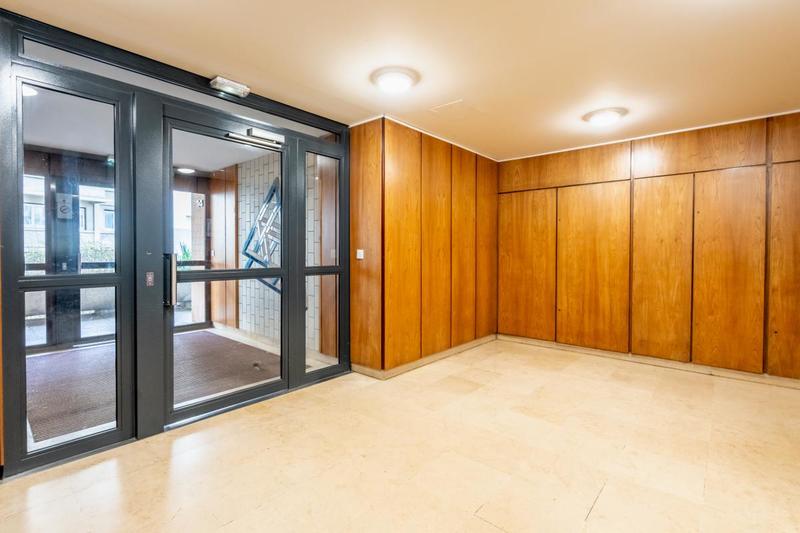 Appartement - 90 m² - 4 pièces