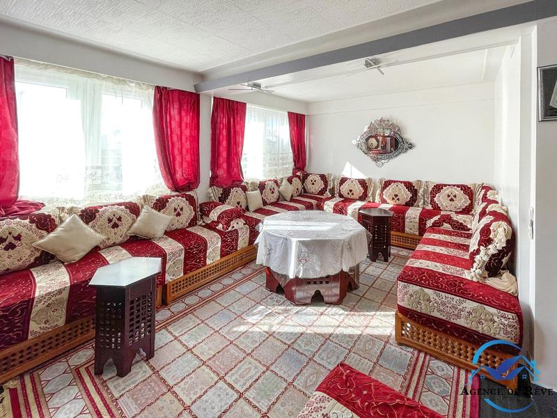 Appartement - 80 m² - 4 pièces