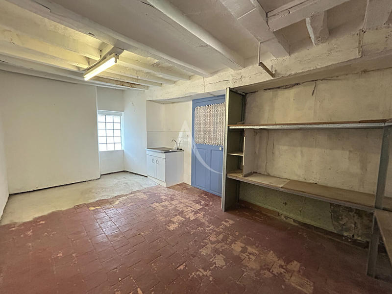 Maison - 210 m² - 7 pièces