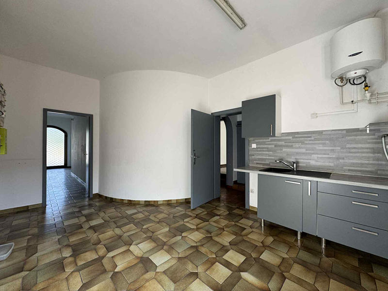 Immeuble - 3 pièces