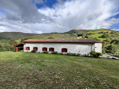 Maison - 170 m² - 5 pièces