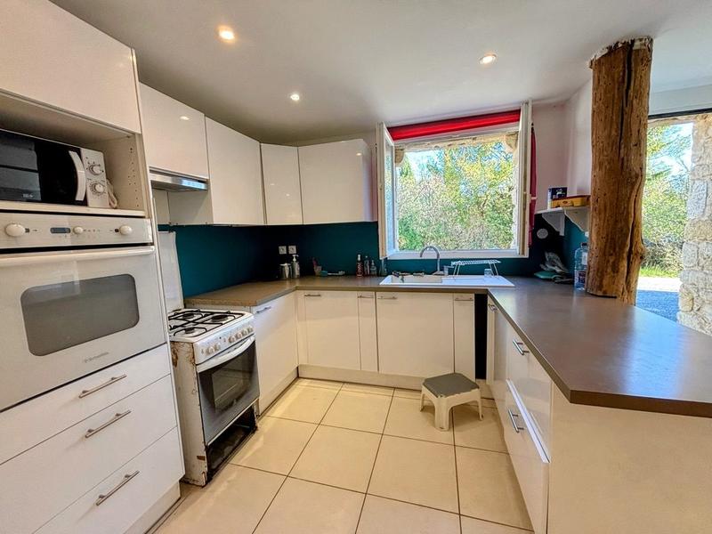 Maison - 95 m² - 4 pièces