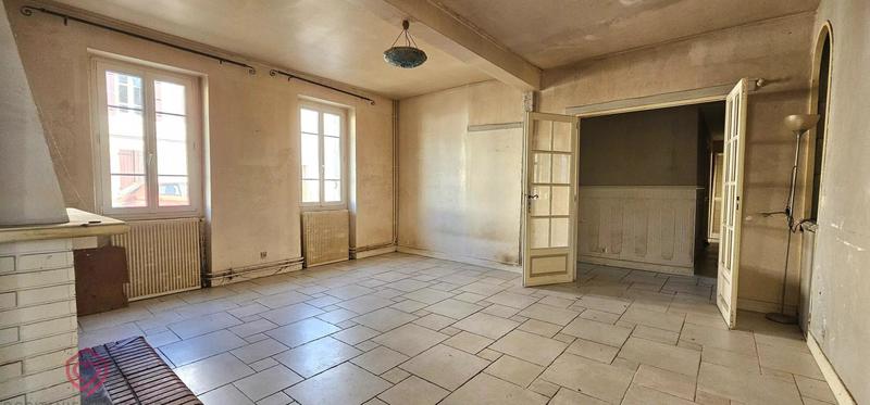 Maison - 145 m² - 8 pièces