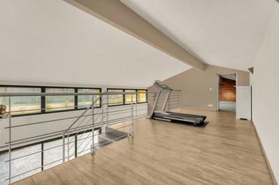 Maison - 184 m² - 6 pièces