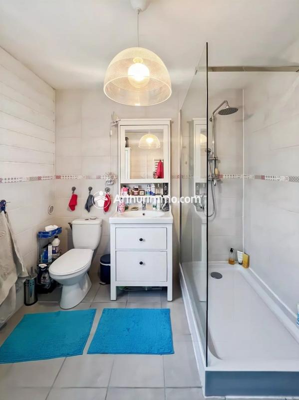 Maison - 96 m² - 4 pièces