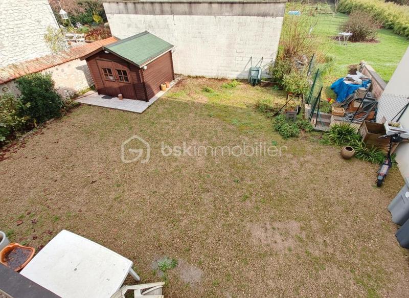 Maison traditionnelle - 141 m² - 5 pièces