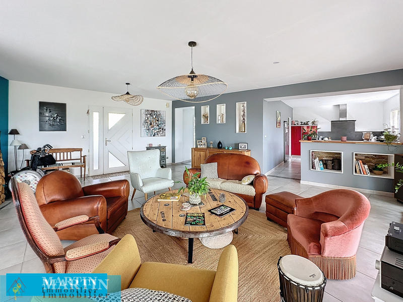 Villa - 325 m² - 10 pièces