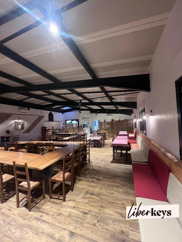 Local commercial - 470 m² - 1 pièce