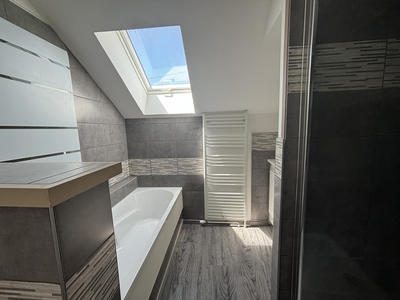 Maison - 110 m² - 4 pièces