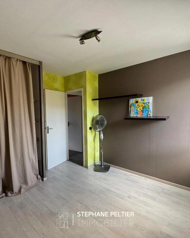 Maison - 81 m² - 5 pièces