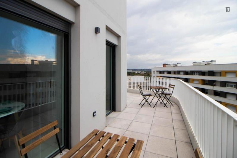 Chambre - 10 m² - 5 pièces