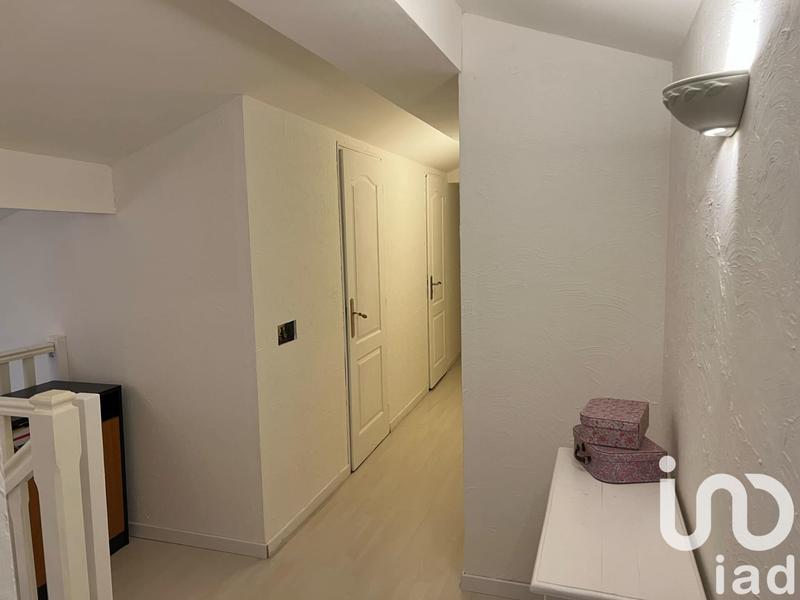 Maison - 194 m² - 8 pièces