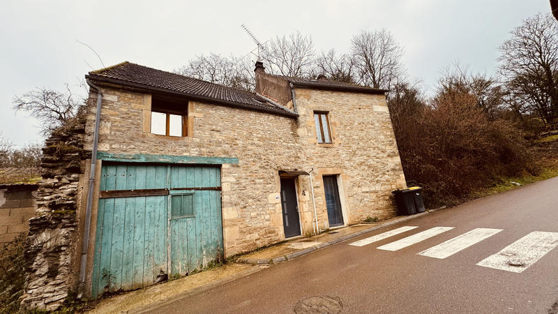 Maison - 98 m² - 5 pièces