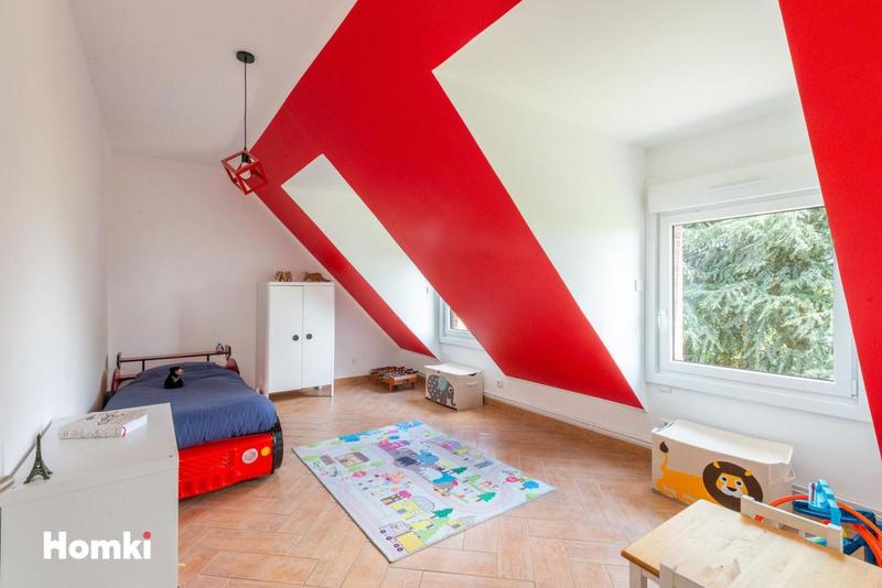 Maison - 262 m² - 7 pièces