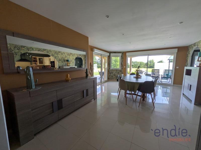 Maison - 169 m² - 8 pièces