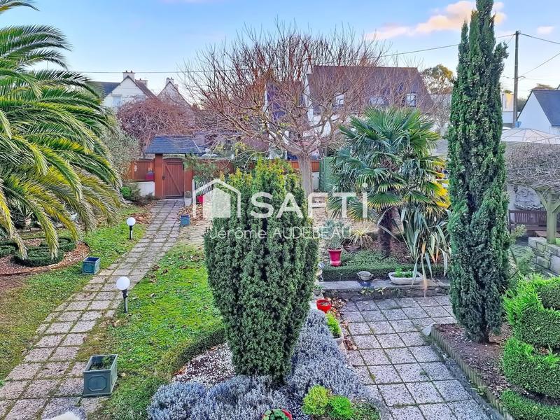 Maison - 209 m² - 6 pièces