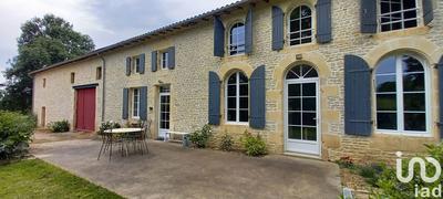 Maison - 263 m² - 5 pièces