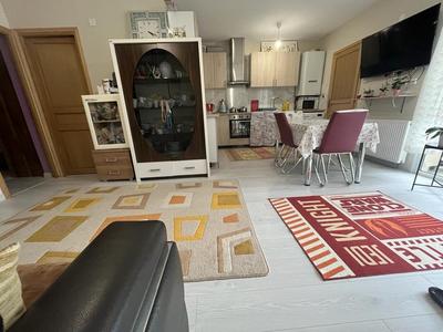 Maison traditionnelle - 140 m² - 7 pièces