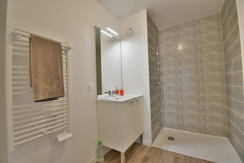 Appartement - 81 m² - 4 pièces