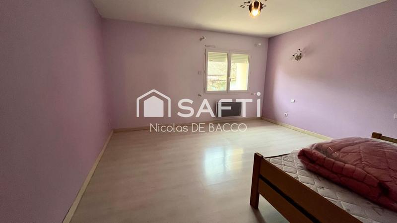 Maison - 180 m² - 6 pièces