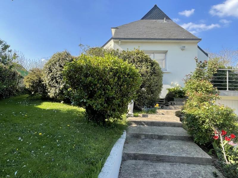 Maison - 133 m² - 6 pièces